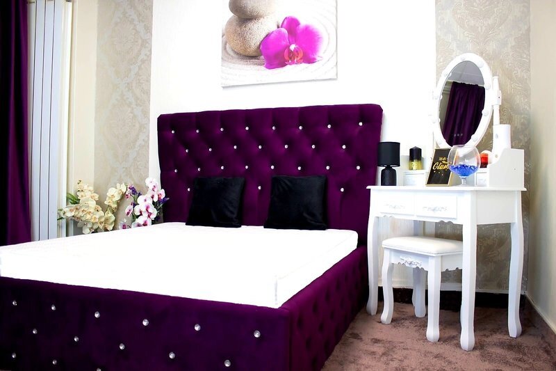 Model online la cea mai profitabila agentie.